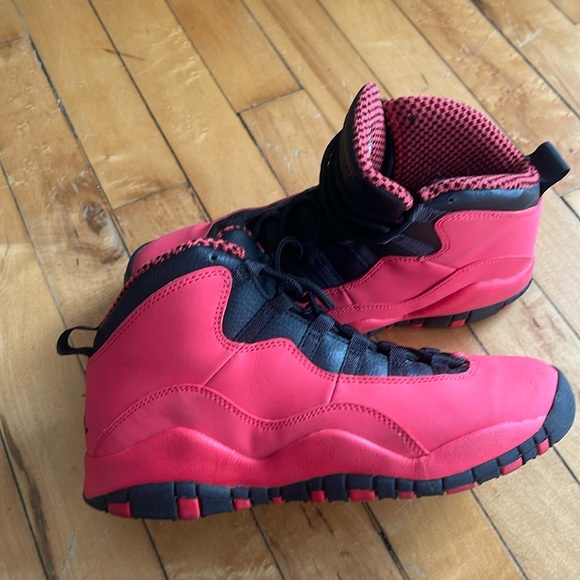fusion red 10s